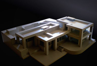 Foto de una maqueta de una casa.